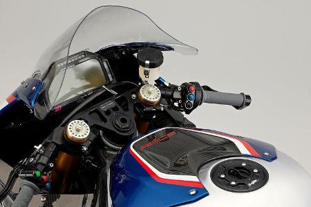 BMW HP4 Race