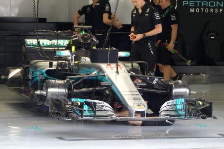 Mercedes - Formel 1 - GP Bahrain - Sakhir - Training - Freitag - 14.4.2017