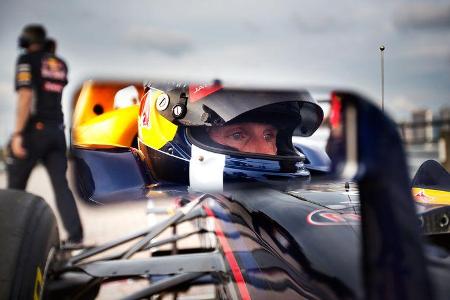 Red Bull Showrun 2012 New York Coulthard
