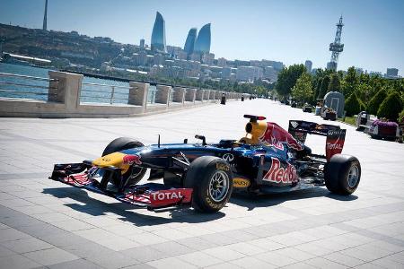 Red Bull Showrun 2012 Aserbaijan Coulthard