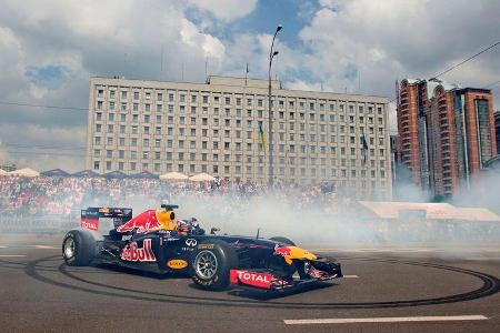Red Bull Showrun 2012 Ukraine Ricciardo