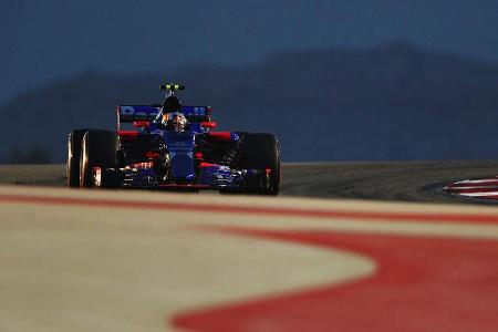 Carlos Sainz - Toro Rosso - GP Bahrain 2017 - Qualifying