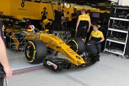 Nico Hülkenberg - Renault - Formel 1 - Testfahrten - Bahrain International Circuit - Dienstag - 18.4.2017
