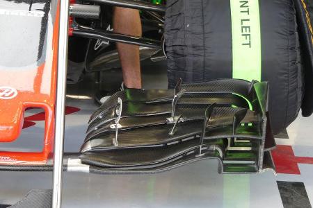 Romain Grosjean - HaasF1 - Formel 1 - Testfahrten - Bahrain International Circuit - Dienstag - 18.4.2017
