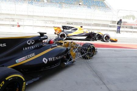 Nico Hülkenberg - Renault - Formel 1 - Testfahrten - Bahrain International Circuit - Dienstag - 18.4.2017