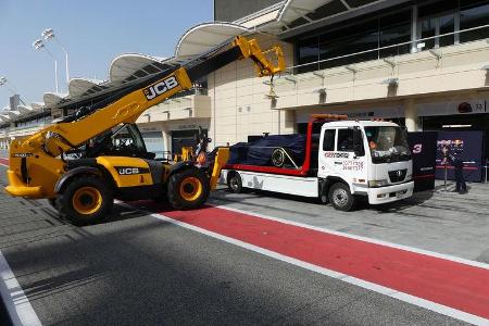 Daniel Ricciardo - Red Bull - Formel 1 - Testfahrten - Bahrain International Circuit - Dienstag - 18.4.2017