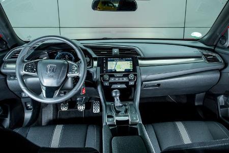 Honda Civic 1.0 VTEC Turbo, Cockpit