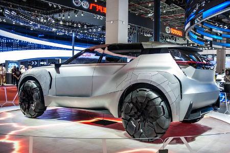 Abgefahrene Autos auf der Shanghai Auto Show 2033