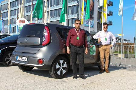 Team 24 mit Jan Theofel und Michael Rassinger nach der Ankunft. Leider nur der 34. Platz, da die 4. Wertungsprüfung versiebt...