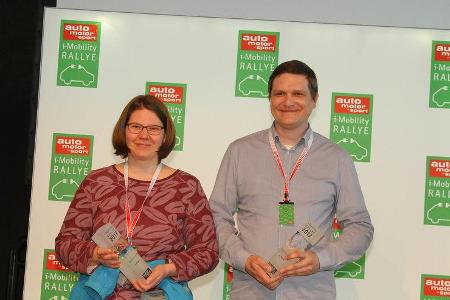 Gesamtwertung Platz 3: Nadine und Tobias Pongs, BMW i3