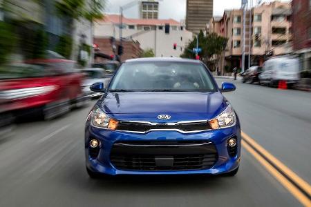 Kia Rio Sedan 04/2017