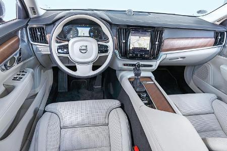 Volvo V90 D5 AWD, Cockpit