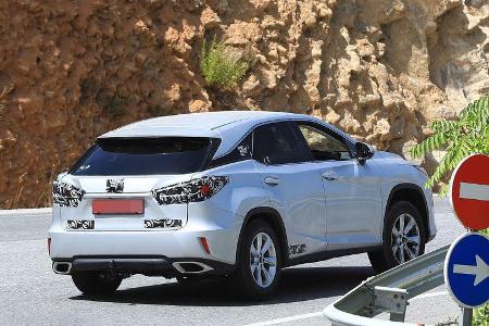 Erlkönig Lexus RX Facelift 2018