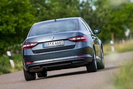 Skoda Superb 2.0 TDI Style, Heck