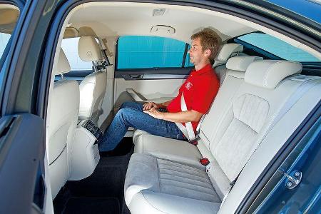 Skoda Superb 2.0 TDI Style, Interieur