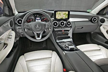 Mercedes C 350 e T-Modell, Cockpit