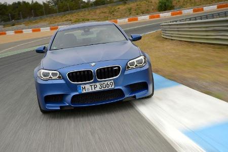 BMW M5 F10 (Competition Paket / 2013)) - Frontansicht