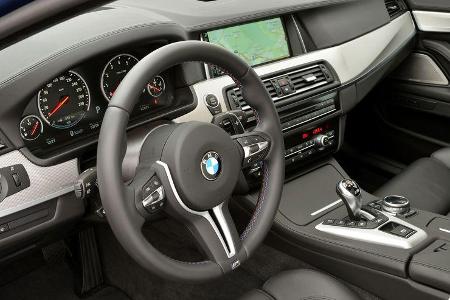 BMW M5 F10 (Competition Paket / 2013) - Cockpit
