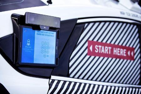 Ford Mondeo Domino's Self-Driving Delivery Vehicle
