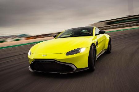 Aston Martin Vantage V8.