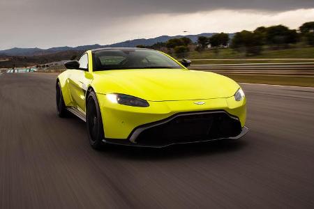 Aston Martin Vantage V8.