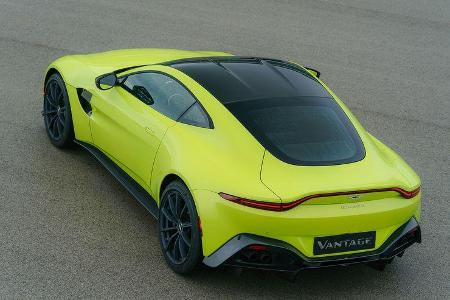 Aston Martin Vantage V8.