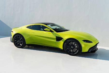 Aston Martin Vantage V8.