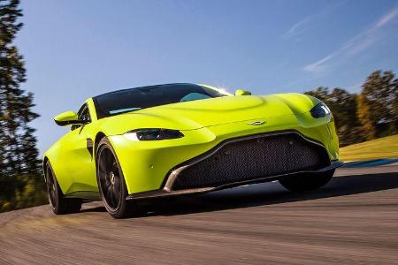 Aston Martin Vantage V8.