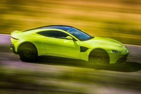 Aston Martin Vantage V8.