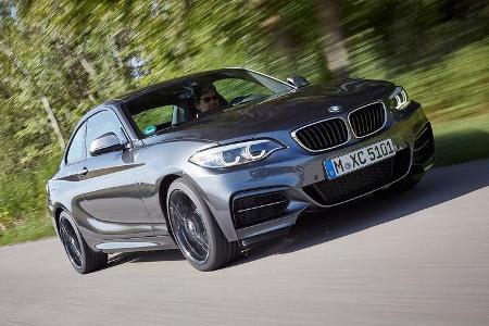 BMW M240i Coupe