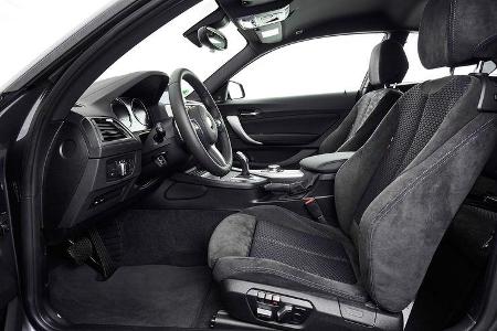 BMW M240i Coupe
