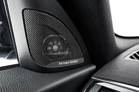 BMW M240i Coupe