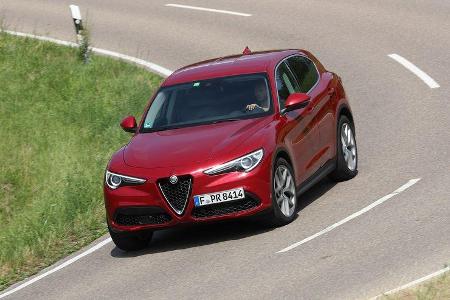 Alfa Romeo Stelvio 2.0 Turbo Q4 Front