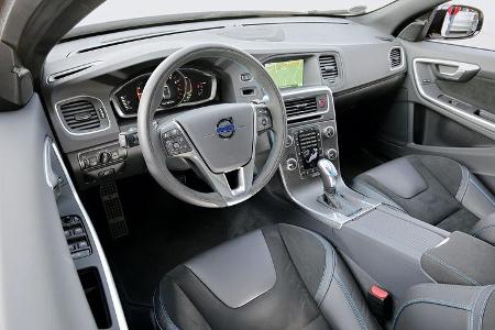 Volvo S60 Polestar, Cockpit
