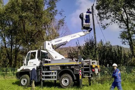 Unimog Baureihe 405 (U 300 bis U 500)