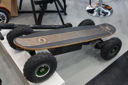 Autos zum Selberfahren auf der Spielwarenmesse 2017