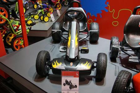 Autos zum Selberfahren auf der Spielwarenmesse 2017