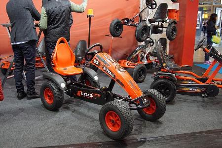 Autos zum Selberfahren auf der Spielwarenmesse 2017