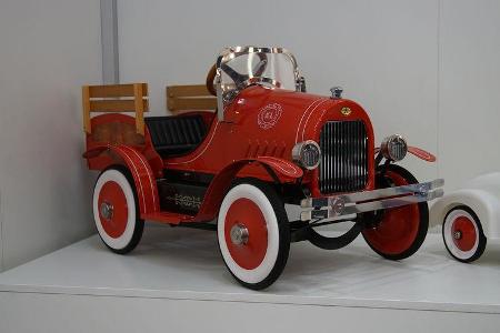 Autos zum Selberfahren auf der Spielwarenmesse 2017