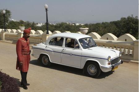 Er ist â so ein stolzer Besitzer in Dehli â 