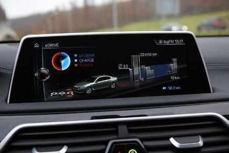 BMW 740Le iPerformance, Infotainment