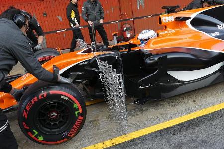 Fernando Alonso - McLaren - F1-Test - Barcelona - 27. Februar 2017