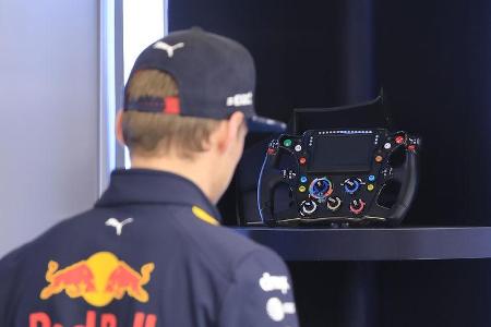 Max Verstappen - Red Bull - F1-Test - Barcelona - 27. Februar 2017