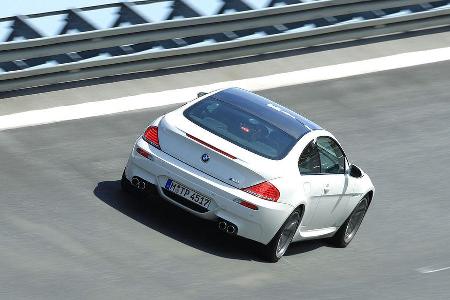 Werte BMW M6: 0-100: 4,8 s ; 0-200: 13,8 s ; 0-250 22,4 s ; 0-250-0: 28,7 s