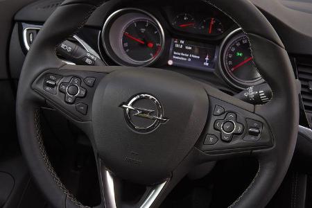 Opel Astra 2015