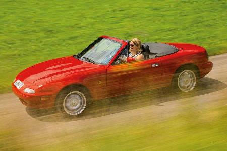 Mazda MX-5 1.6/1.8 Typ NA, Seitenansicht