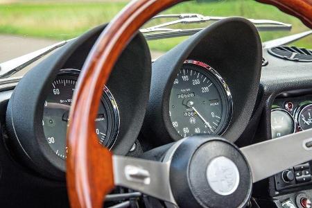 Alfa Spider 2000 Fastback, Rundinstrumente