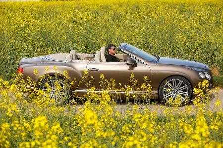 Bentley Continental GT Speed W12 Convertible, Seitenansicht, Verdeck öffnet