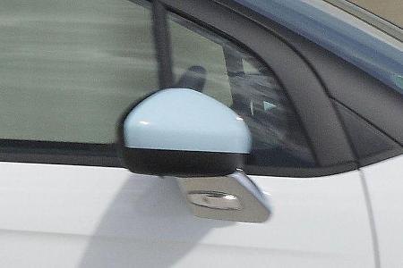 Citroen DS3 HDi 90 FAP 99g, Rückspiegel