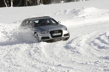 Audi A6, Kurvenfahrt